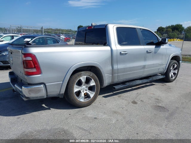 RAM 1500 Laramie  4x4 5'7 Box 2022 1C6SRFJT5NN207897 Image 4