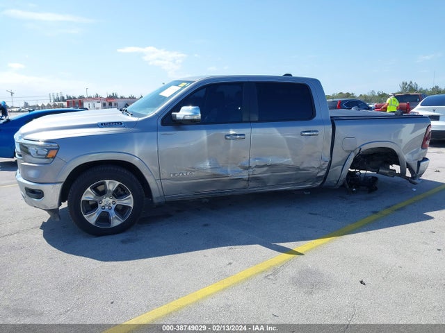 RAM 1500 Laramie  4x4 5'7 Box 2022 1C6SRFJT5NN207897 Image 6