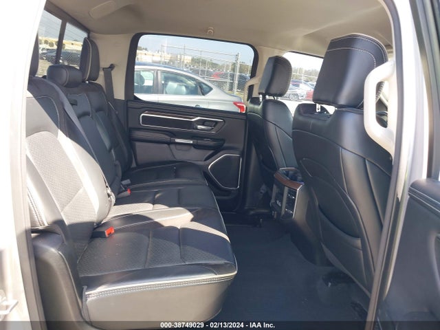 RAM 1500 Laramie  4x4 5'7 Box 2022 1C6SRFJT5NN207897 Image 8