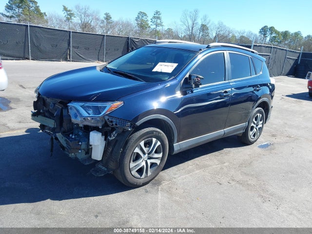 Toyota RAV4 LE 2017 JTMZFREV5HJ721225 Image 2