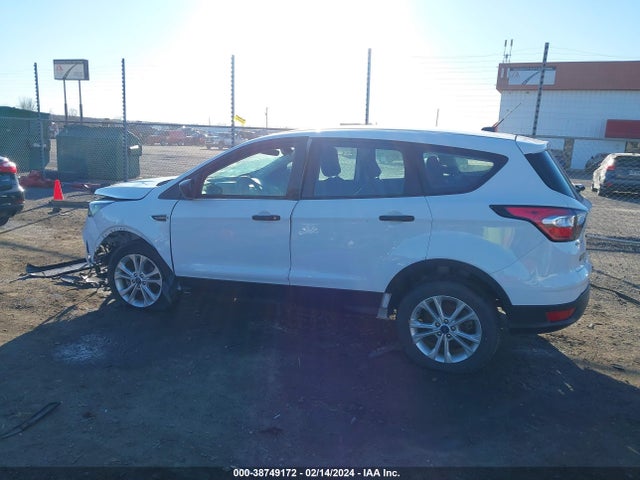 Ford ESCAPE S 2018 1FMCU0F72JUB96888 Image 14