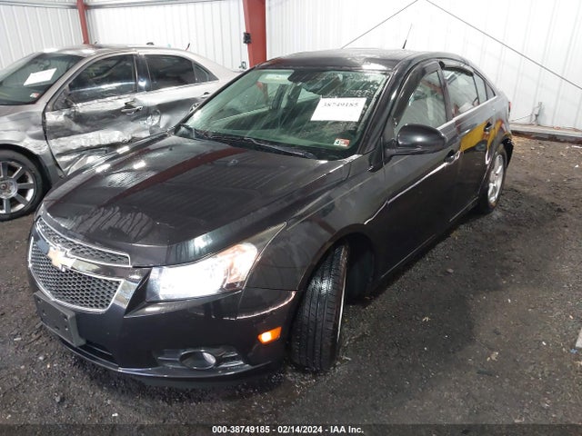 Chevrolet Cruze 1lt Auto 2014 1G1PC5SBXE7479410 Image 2