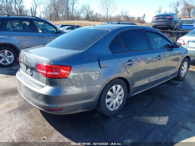 3VW1K7AJ9FM357808 Volkswagen Jetta 2.0l S