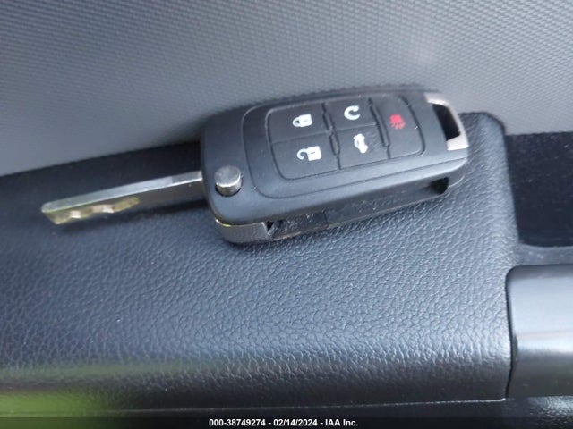 Chevrolet Sonic Lt Auto 2017 1G1JD5SGXH4104489 Image 11