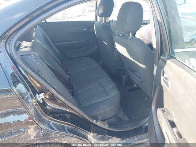 Chevrolet Sonic Lt Auto 2017 1G1JD5SGXH4104489 Image 8