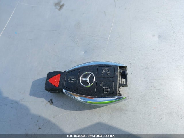 Mercedes-Benz S 550 2014 WDDUG8CB5EA011592 Image 11