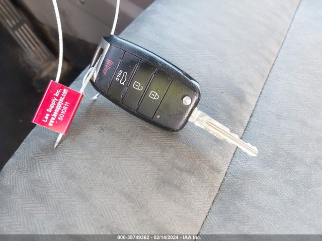 KIA FORTE LX 2016 KNAFK4A62G5521018 Image 11