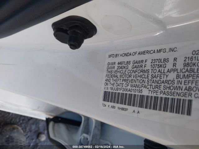 19UUB1F3XKA010195 Acura Tlx Standard