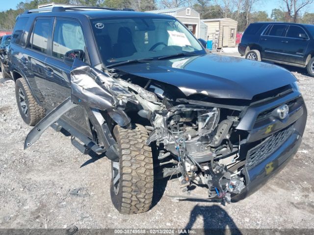 JTEZU5JR9H5161074 Toyota 4RUNNER SR5