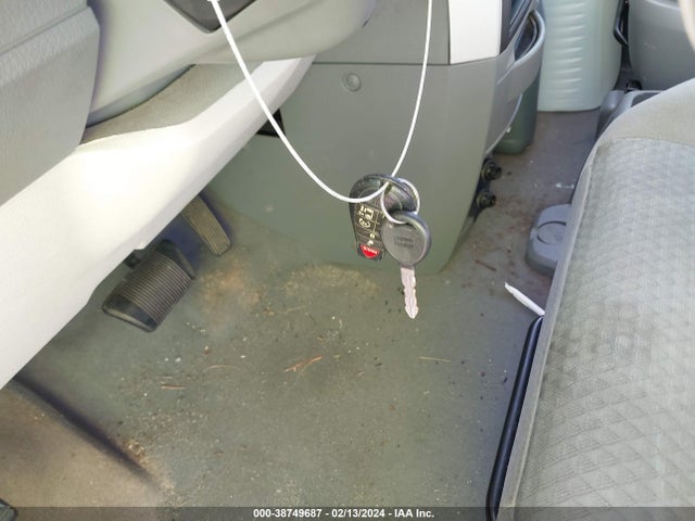 2010 DODGE GRAND CARAVAN HERO VIN: 2D4RN3D13AR402232