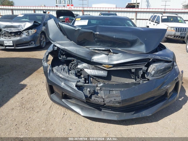 Chevrolet Camaro 1lt 2018 1G1FB1RX5J0123457 Image 12