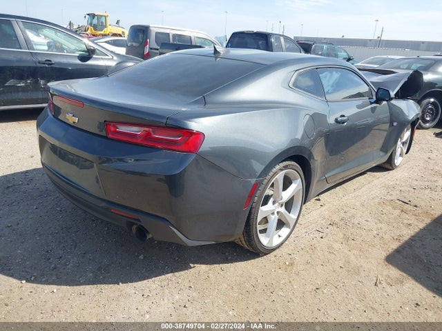 Chevrolet Camaro 1lt 2018 1G1FB1RX5J0123457 Image 4