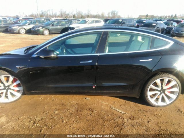 5YJ3E1EBXKF423154 Tesla Model 3 Long Range/performance