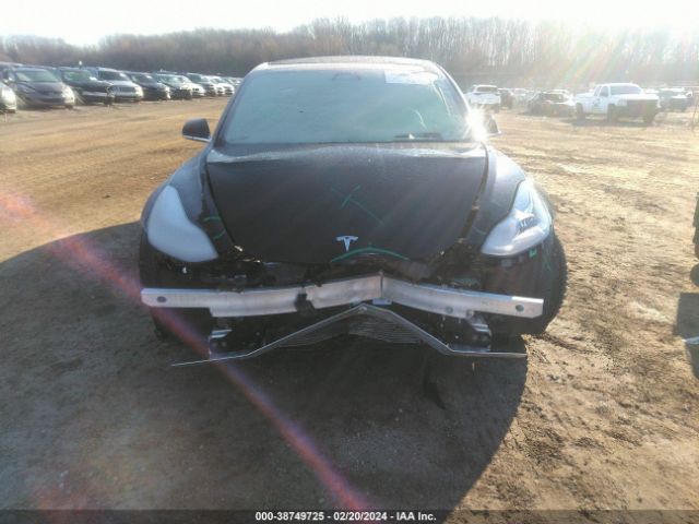 5YJ3E1EBXKF423154 Tesla Model 3 Long Range/performance