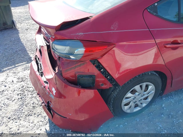 Hyundai ELANTRA SE 2017 5NPD74LF2HH127044 Image 14