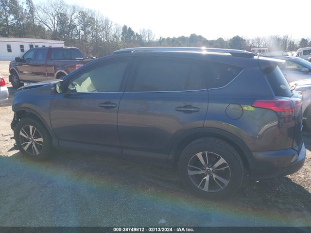 Toyota Rav4 Xle 2016 JTMWFREV3GJ073126 Image 14