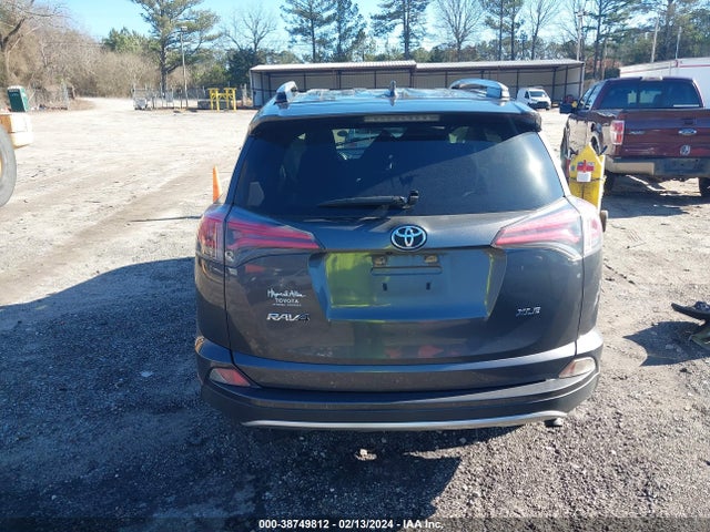 Toyota Rav4 Xle 2016 JTMWFREV3GJ073126 Image 16