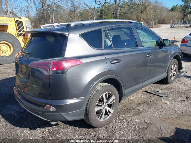 Toyota Rav4 Xle 2016 JTMWFREV3GJ073126 Image 4