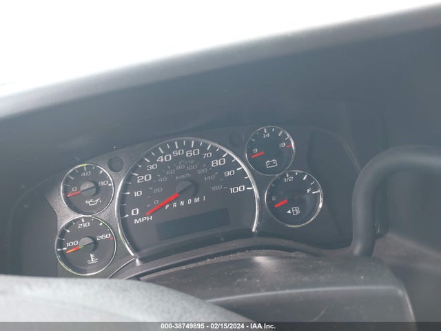 Chevrolet Express 2500 Work Van 2017 1GCWGAFF3H1269008 Image 16