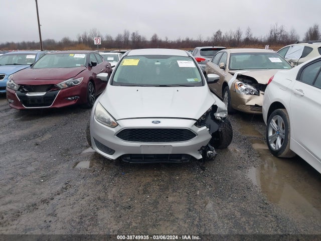 Ford FOCUS SE 2015 1FADP3K26FL233410 Image 6