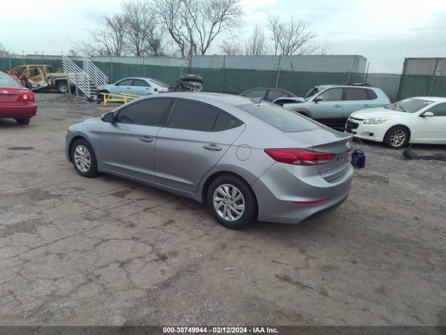 Hyundai ELANTRA SE 2017 5NPD74LF3HH077125 Image 3