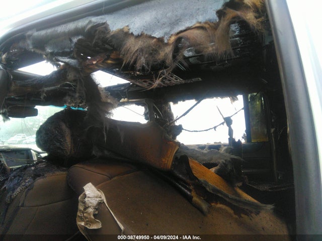 Chevrolet Suburban Lt 2018 1GNSKHKC6JR204881 Image 12