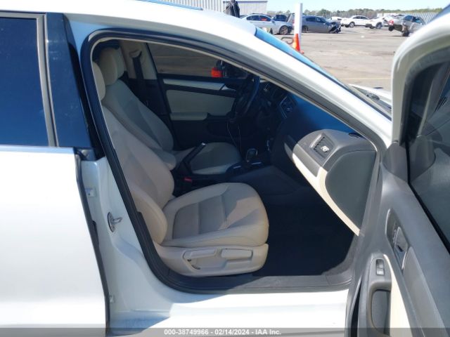 3VWDB7AJ6HM385372 Volkswagen Jetta 1.4t Se