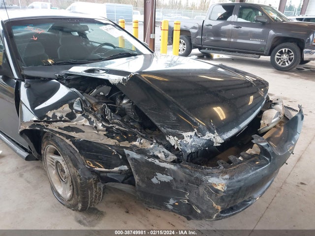 1995 FORD MUSTANG VIN: 1FALP404XSF138265