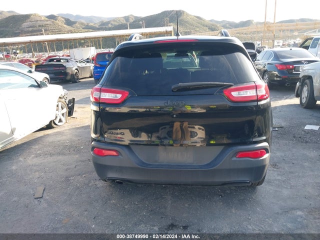 Jeep Cherokee Latitude 4x4 2018 1C4PJMCB1JD503014 Image 16