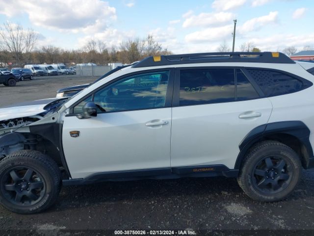 4S4BTGUD9P3176622 Subaru Outback Wilderness