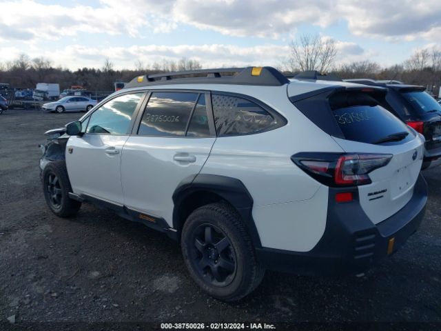 4S4BTGUD9P3176622 Subaru Outback Wilderness