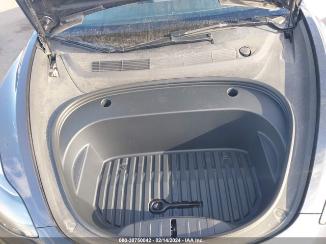 2023 TESLA MODEL 3 5YJ3E1EA8PF438217 Photo 9