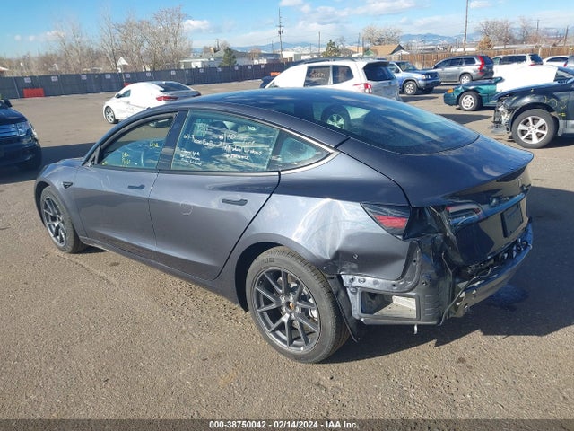 2023 TESLA MODEL 3 5YJ3E1EA8PF438217 Photo 2