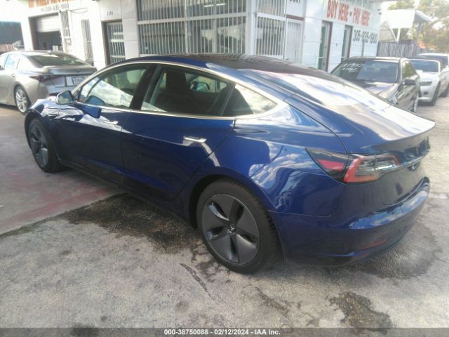 2018 TESLA MODEL 3 5YJ3E1EA8JF026029 Photo 2