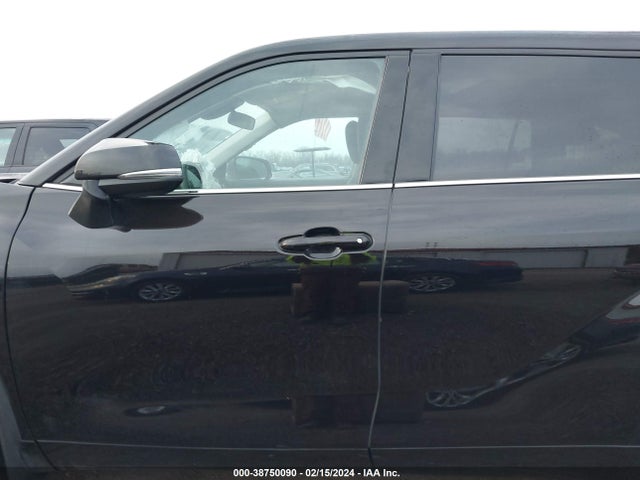 Toyota Highlander L 2021 5TDCZRBH8MS154520 Image 14