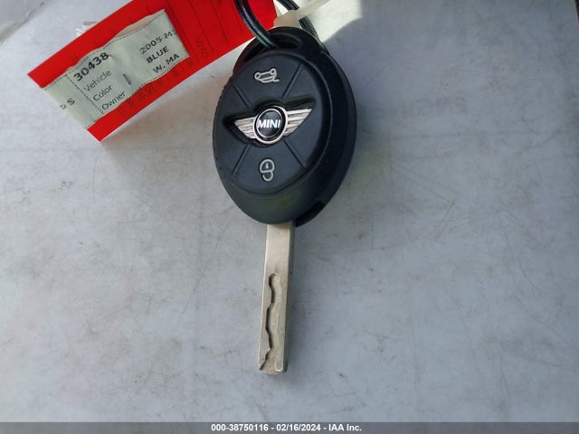 2005 MINI COOPER S WMWRE33595TG96817 Photo 10