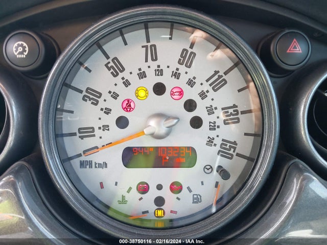 2005 MINI COOPER S WMWRE33595TG96817 Photo 6