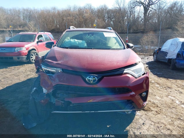 Toyota RAV4 SE 2018 JTMJFREV6JD224234 Image 12
