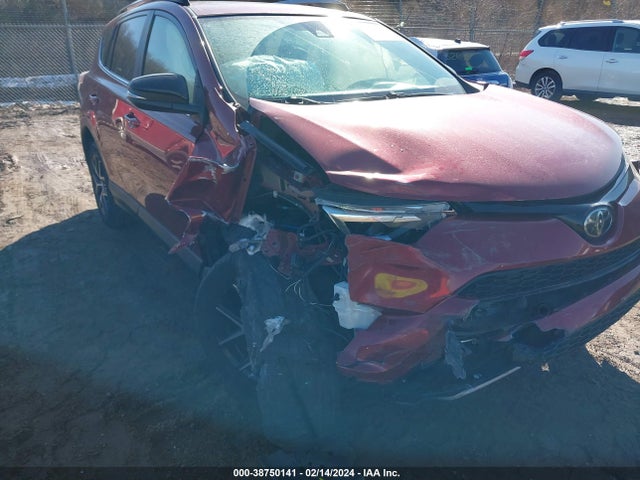 Toyota RAV4 SE 2018 JTMJFREV6JD224234 Image 6