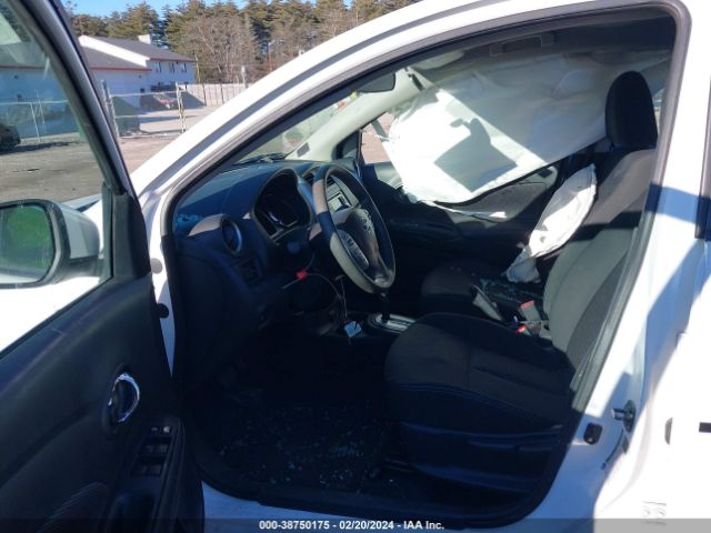 3N1CN7AP9HL811932 Nissan Versa 1.6 Sv