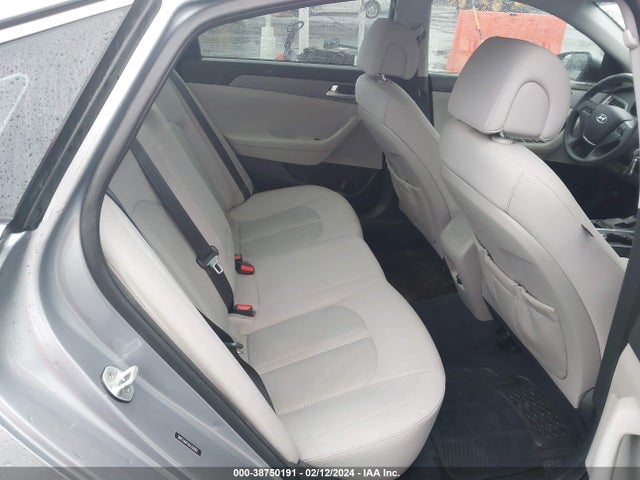 2016 HYUNDAI SONATA SE VIN: 5NPE24AFXGH326962