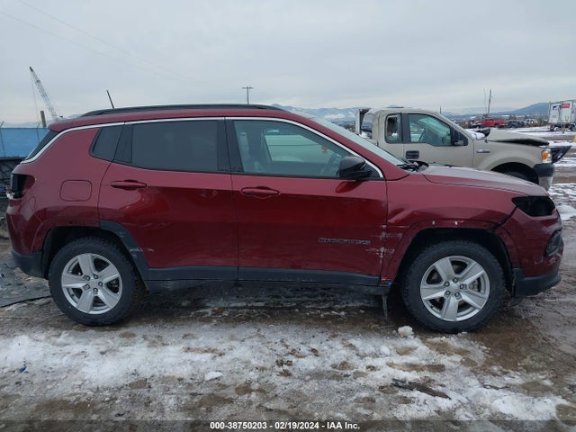 3C4NJDBB0NT108993 Jeep Compass Latitude 4x4