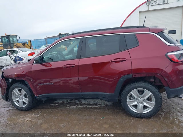 3C4NJDBB0NT108993 Jeep Compass Latitude 4x4
