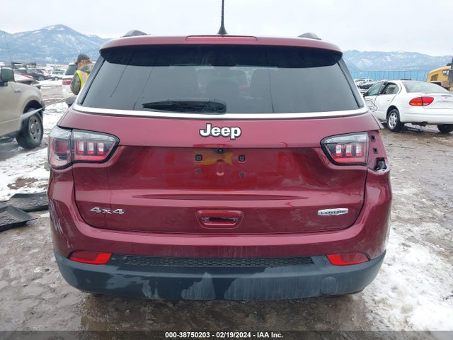 3C4NJDBB0NT108993 Jeep Compass Latitude 4x4