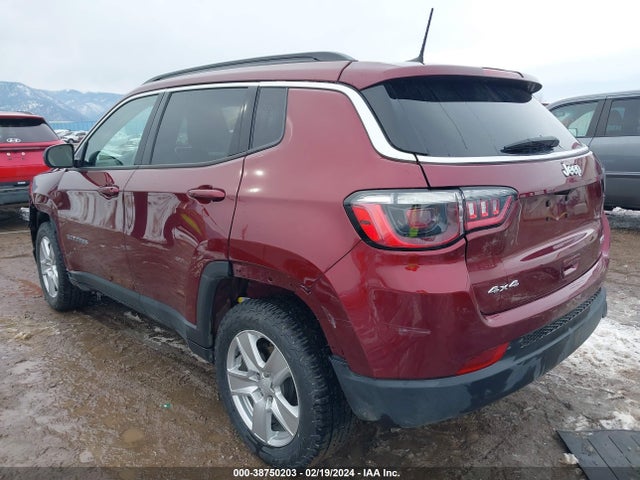 3C4NJDBB0NT108993 Jeep Compass Latitude 4x4