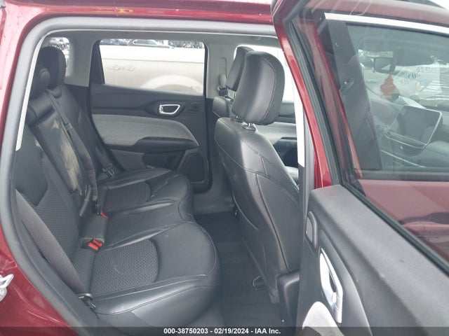 3C4NJDBB0NT108993 Jeep Compass Latitude 4x4