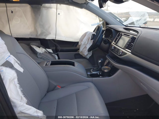 Toyota Highlander Xle 2019 5TDJZRFH9KS741615 Image 5