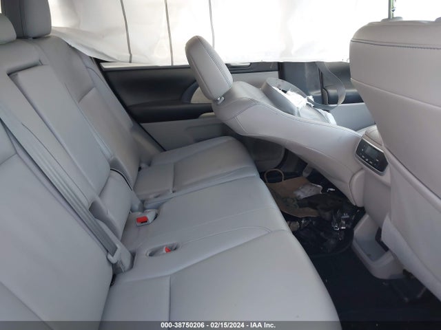 Toyota Highlander Xle 2019 5TDJZRFH9KS741615 Image 8
