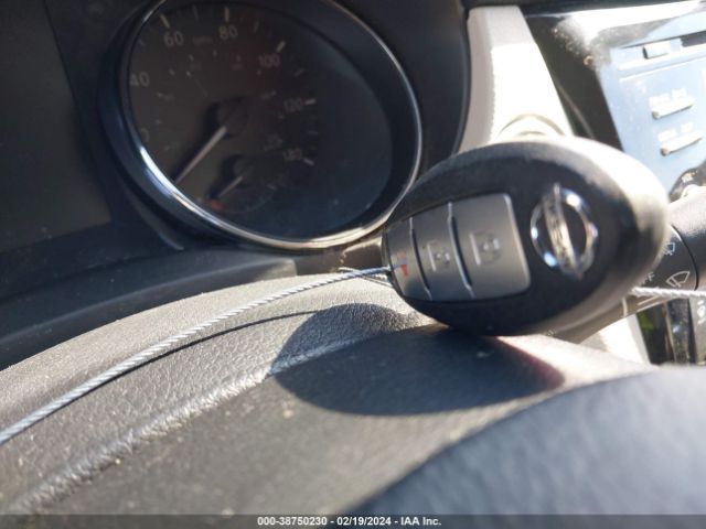JN1BJ1CP3JW109395 Nissan Rogue Sport Sv