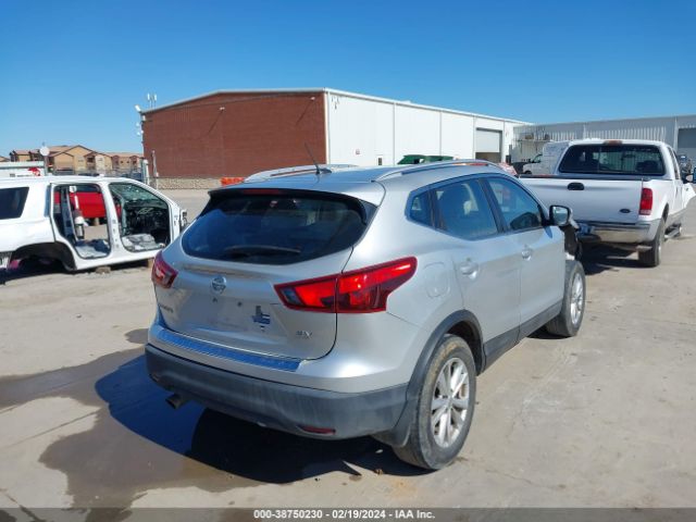 JN1BJ1CP3JW109395 Nissan Rogue Sport Sv